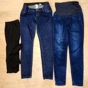 Bundle of Maternity jeans/leggings size S/M